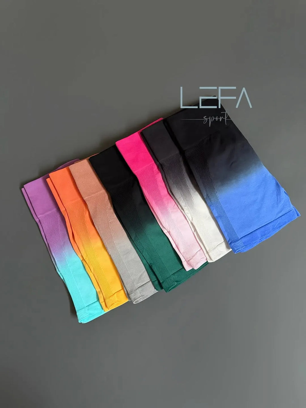 Women’s Seamless Gradient Scrunch Workout Shorts