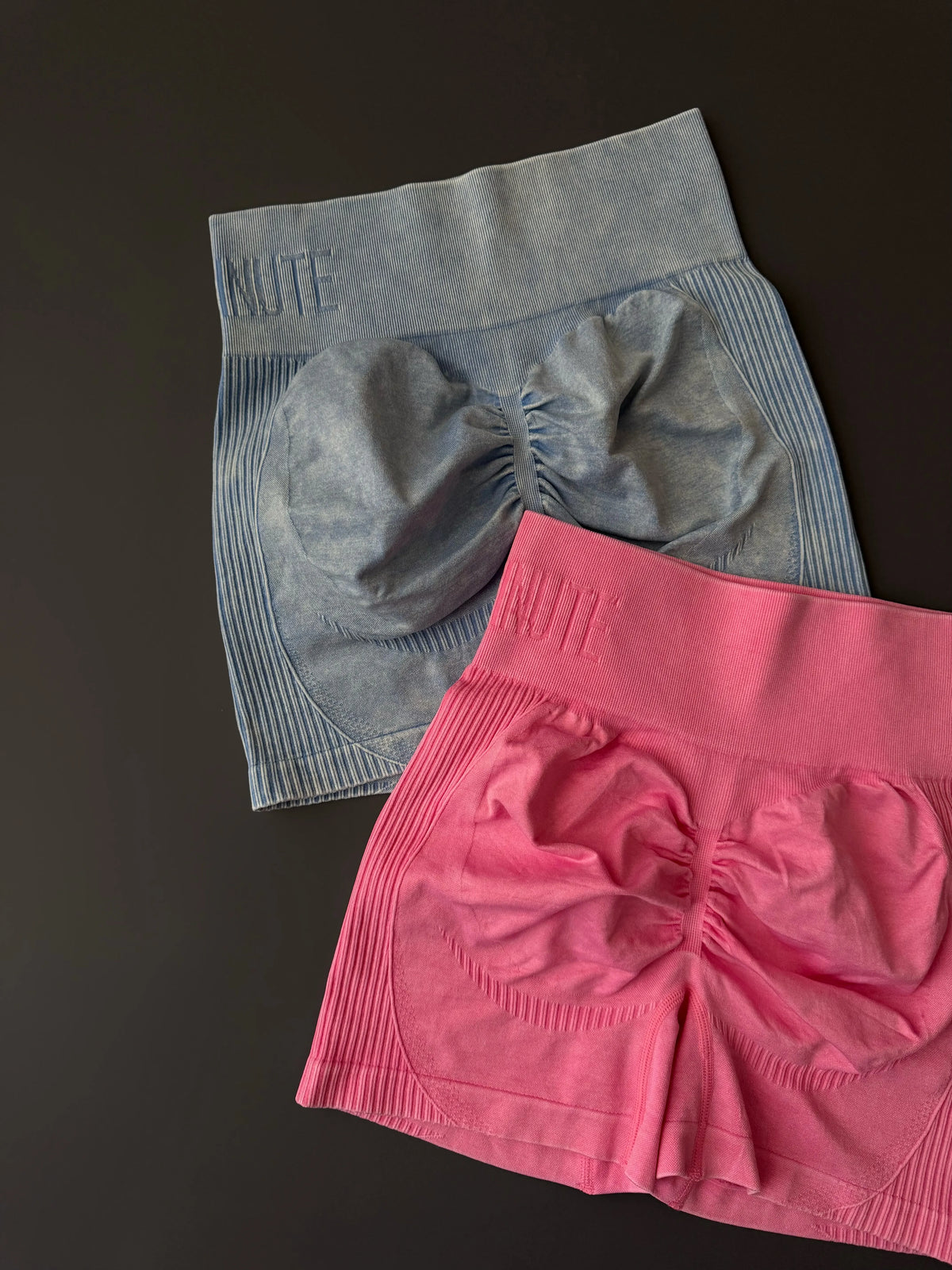 Women’s High-Waisted Scrunch Seamless Shorts