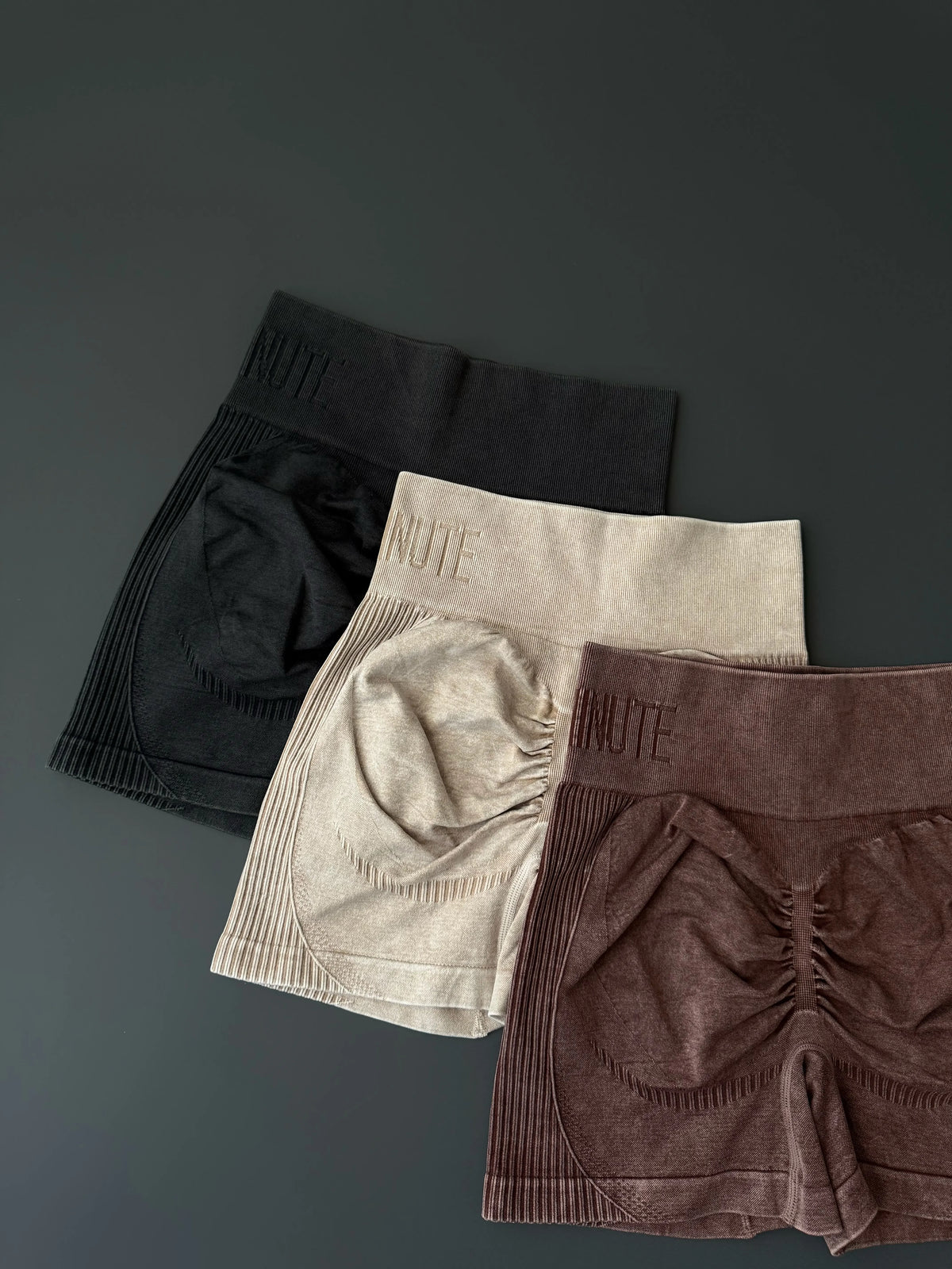 Women’s High-Waisted Scrunch Seamless Shorts